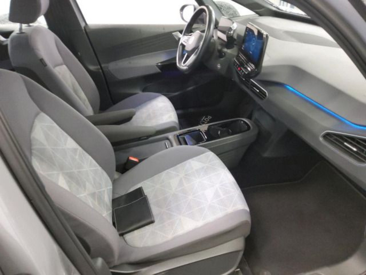 Thumb 2: Volkswagen ID.3 PRO PERFORMANCE LIFE NAVI PDC SITZHZG LED
