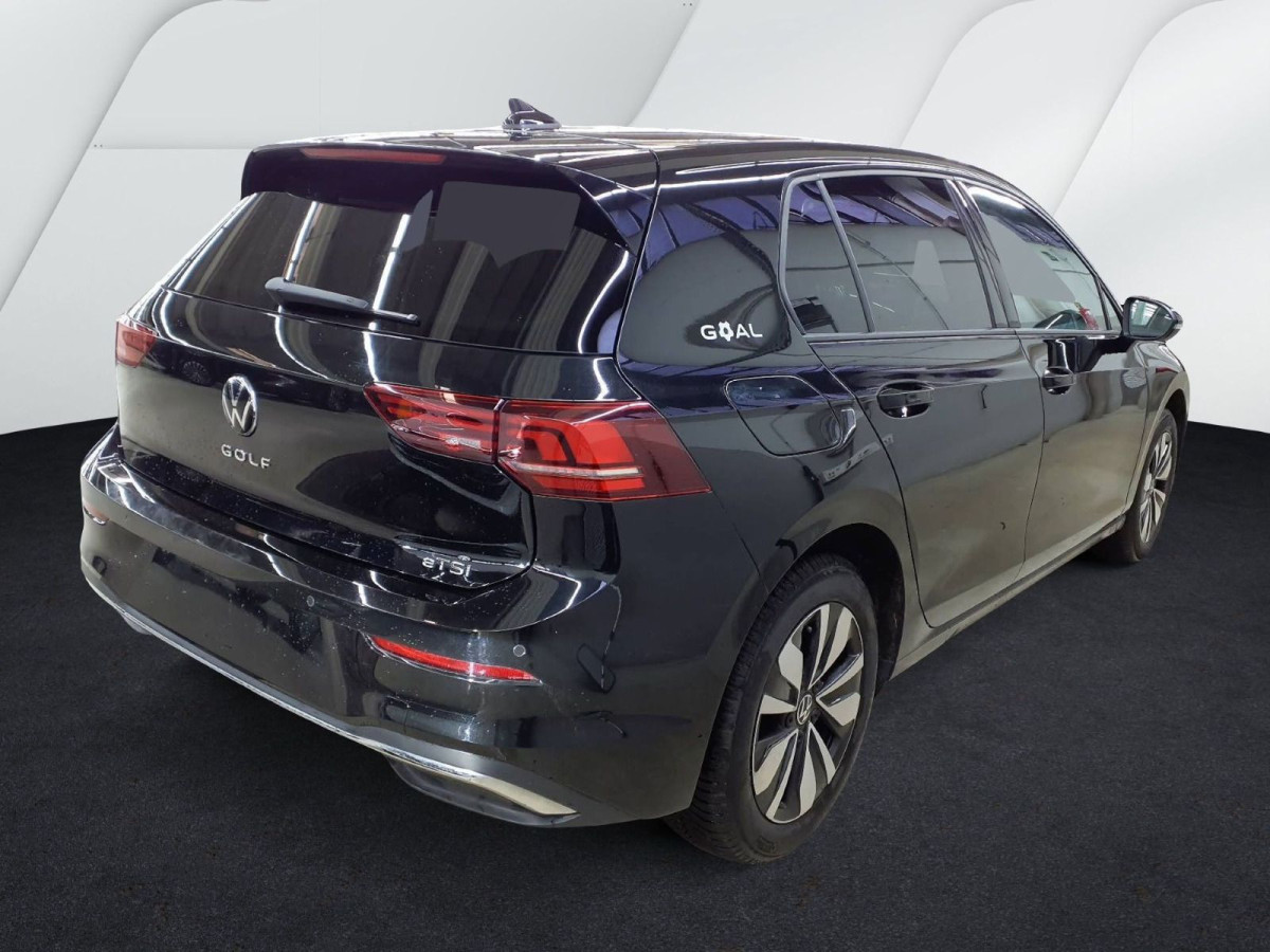 Thumb 1: Volkswagen Golf 1.5 eTSI DSG GOAL NAVI AHK KAMERA KLIMA