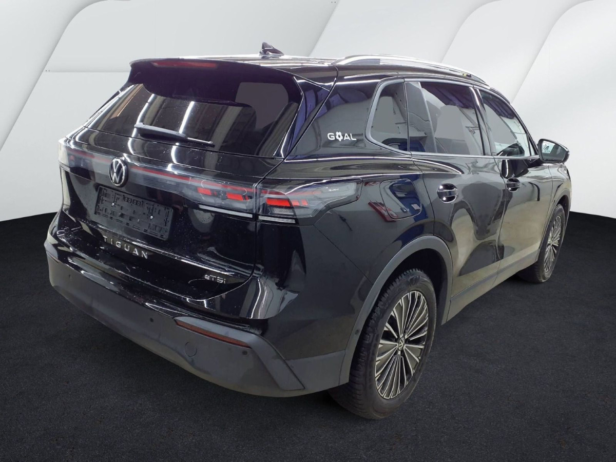 Thumb 1: Volkswagen Tiguan 1.5 eTSI DSG GOAL NAVI AHK KAMERA KLIMA