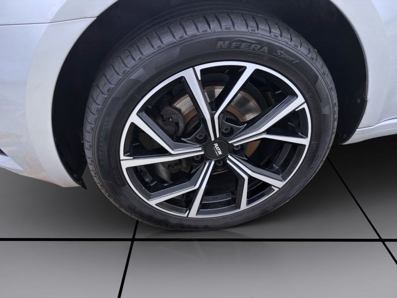 Bild 8: Škoda Octavia Combi 2.0 TDI DSG 4x4 STYLE AHK NAVI SITZHZG KLIMA
