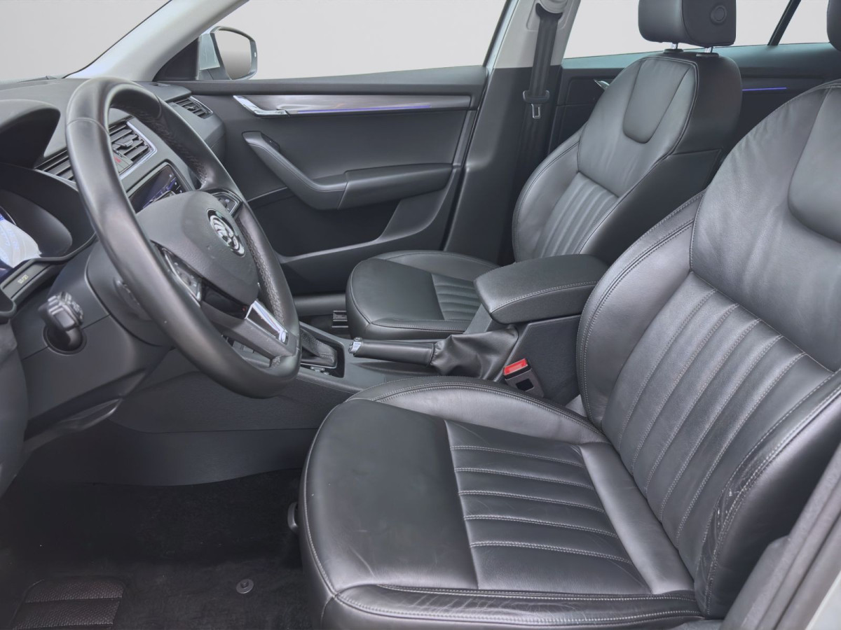 Thumb 9: Škoda Octavia Combi 2.0 TDI DSG 4x4 STYLE AHK NAVI SITZHZG KLIMA