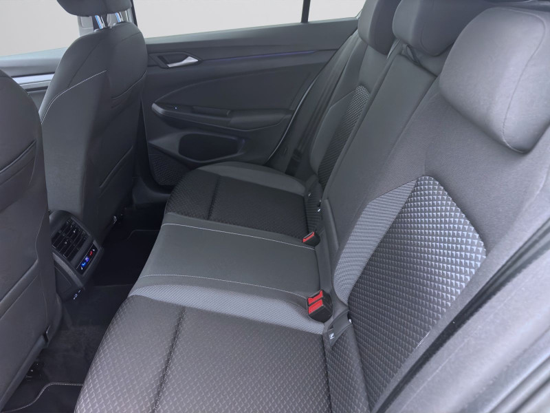 Bild 15: Volkswagen Golf 1.5 TSI ACTIVE STDHZG NAVI KAMERA PDC