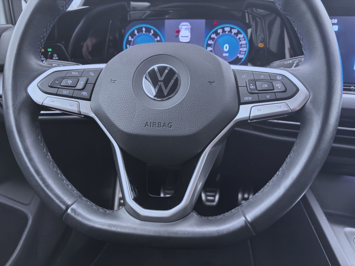 Thumb 12: Volkswagen Golf 1.5 TSI ACTIVE STDHZG NAVI KAMERA PDC
