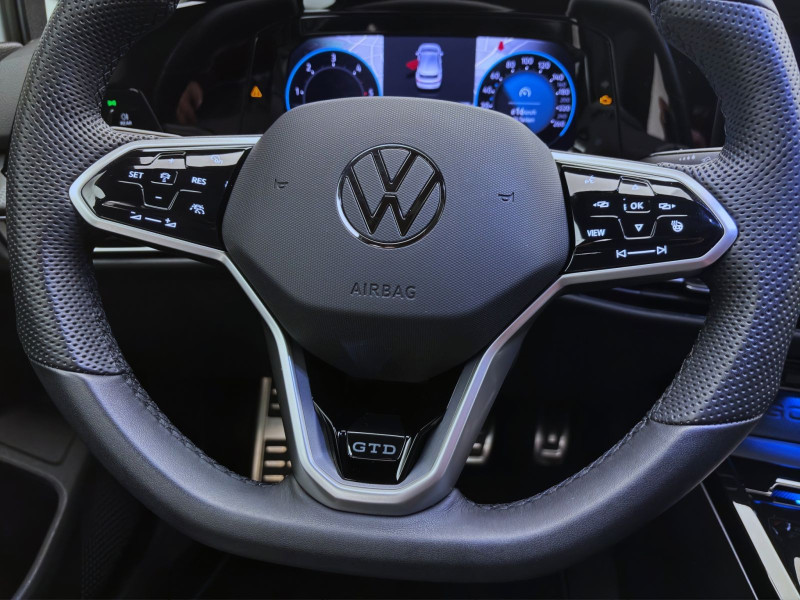 Bild 12: Volkswagen Golf GTD NAVI LEDER AHK PANO KAMERA