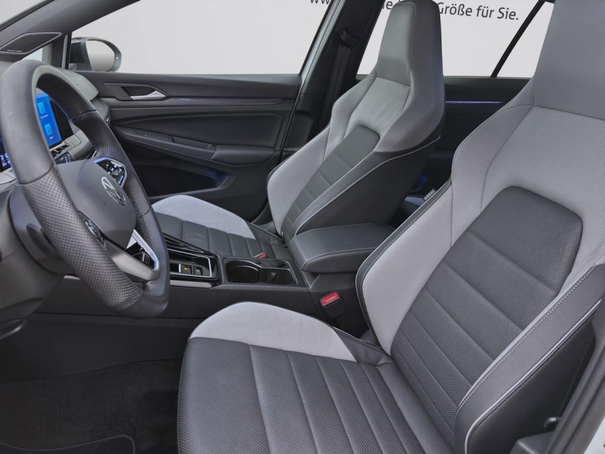 Thumb 9: Volkswagen Golf GTD NAVI LEDER AHK PANO KAMERA