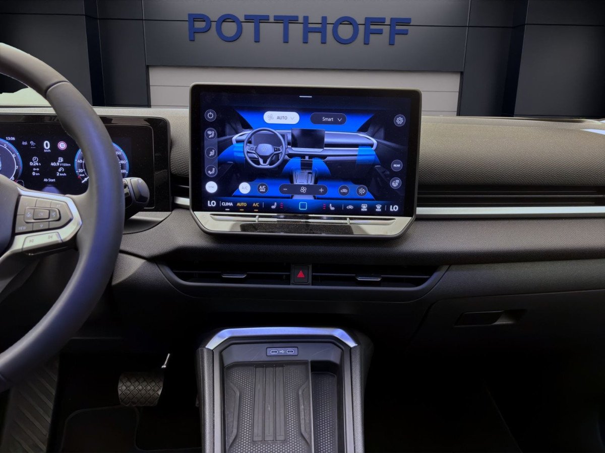 Thumb 14: Volkswagen T-Roc 1.5 eTSI DSG LIFE AHK NAVI KAMERA ACC