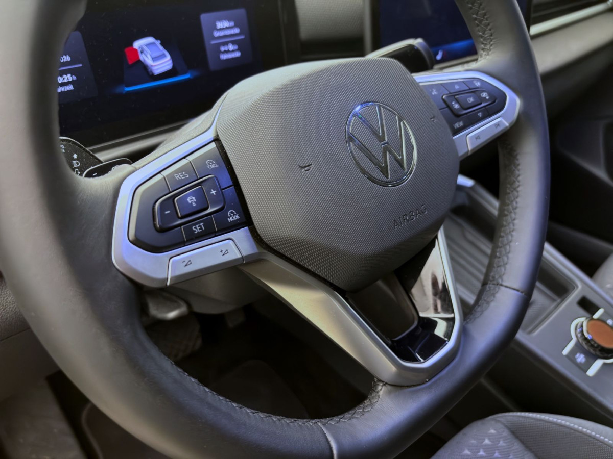 Thumb 18: Volkswagen T-Roc 1.5 eTSI DSG LIFE AHK NAVI KAMERA ACC