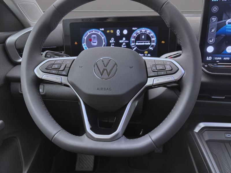 Bild 12: Volkswagen T-Roc 1.5 eTSI DSG LIFE AHK KAMERA NAVI PDC