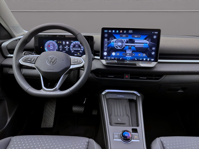 Bild 13: Volkswagen T-Roc 1.5 eTSI DSG LIFE AHK KAMERA NAVI PDC
