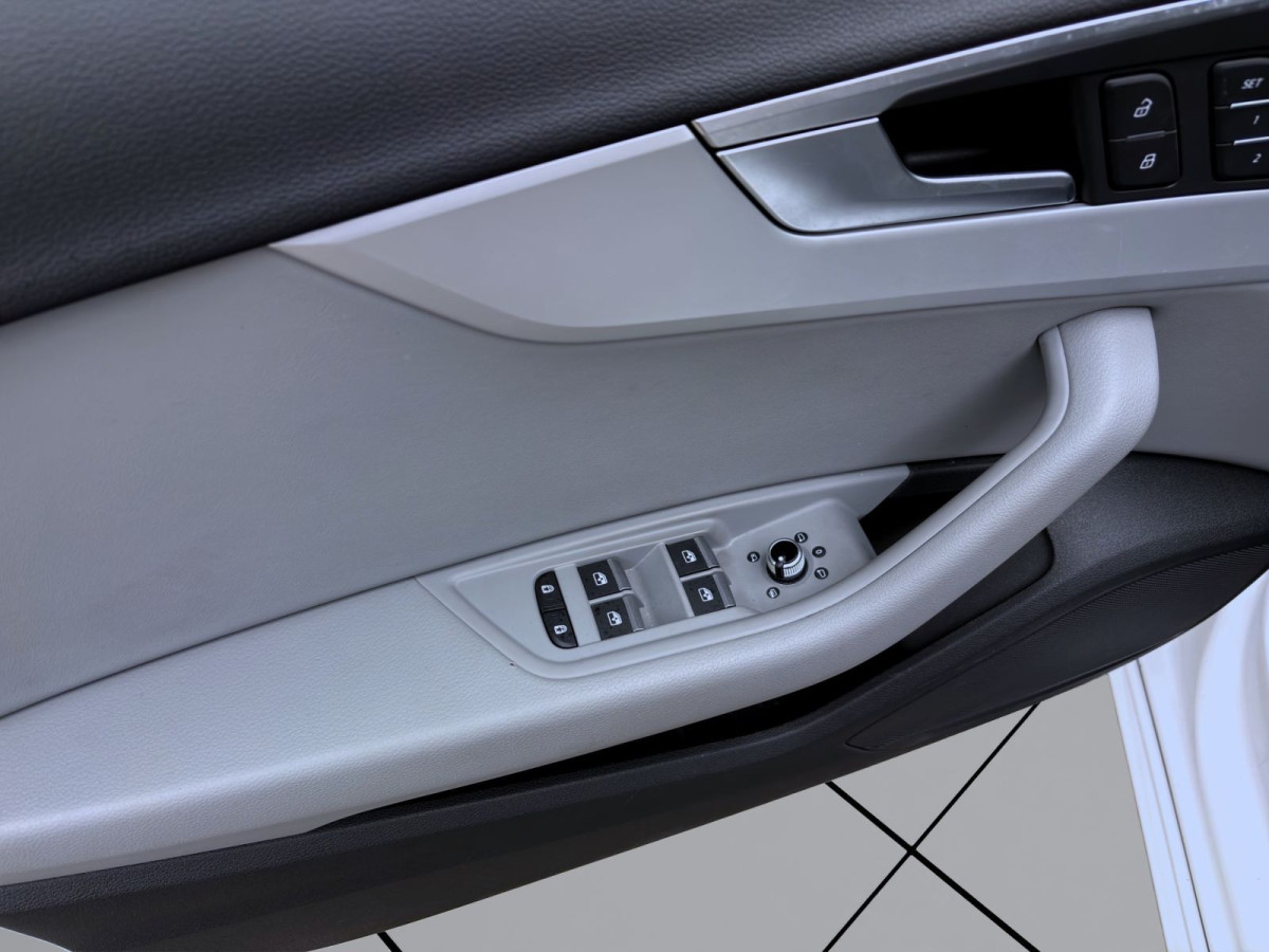 Thumb 10: Audi A4 Aant 40 TDI ADVANCED STDHZG NAVI+ MATRIX HuD