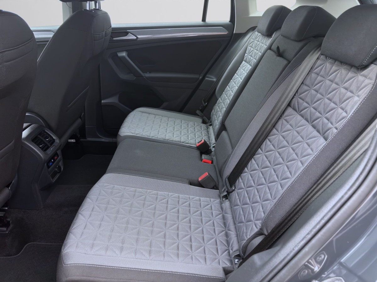 Thumb 15: Volkswagen Tiguan 2.0 TDI LIFE NAVI SITZHZG PDC KLIMA