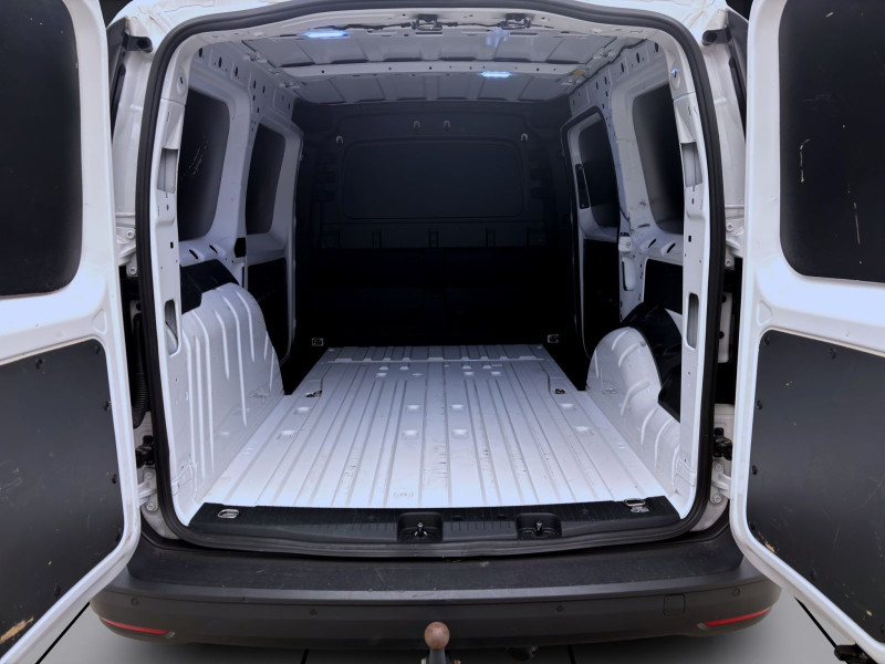 Bild 3: Volkswagen Caddy Maxi Cargo 2.0 TDI AHK SITZHZG PDC GRA