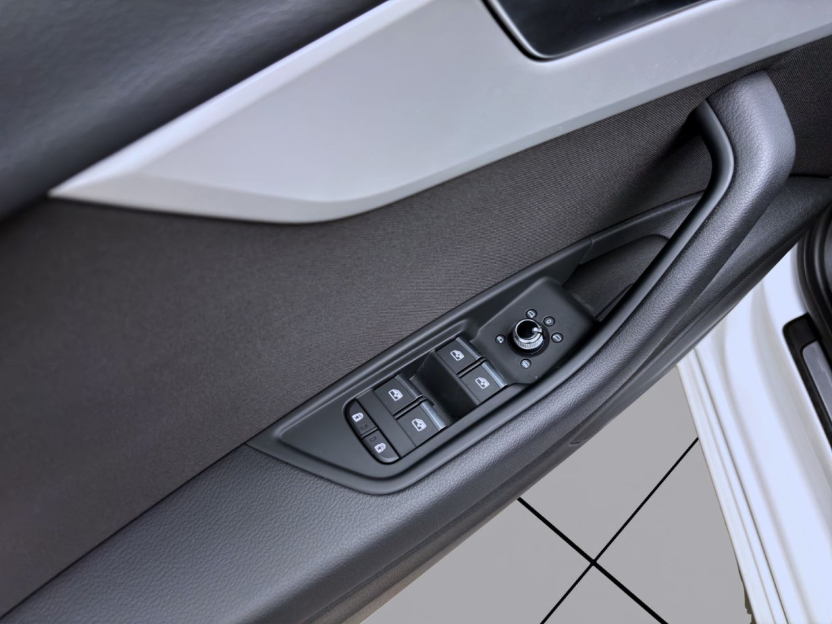 Thumb 10: Audi A4 Avant 40 TDI ADVANCED AHK KAMERA NAVI+ PDC