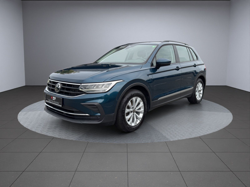 Volkswagen Tiguan 1.5 TSI ACC+LED+CARPLAY+SITZHZG.
