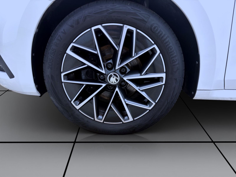 Bild 8: Škoda Octavia Combi 2.0 TDI DSG CLEVER NAVI KAMERA MATRIX