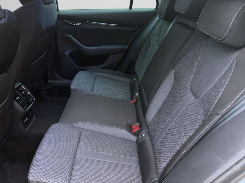 Bild 15: Škoda Octavia Combi 2.0 TDI DSG CLEVER NAVI KAMERA MATRIX
