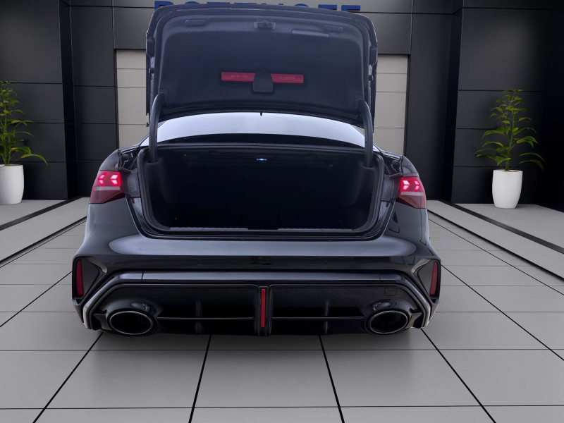 Bild 4: Audi RS 3 Limousine PANO NAVI+ MATRIX SONOS LM19