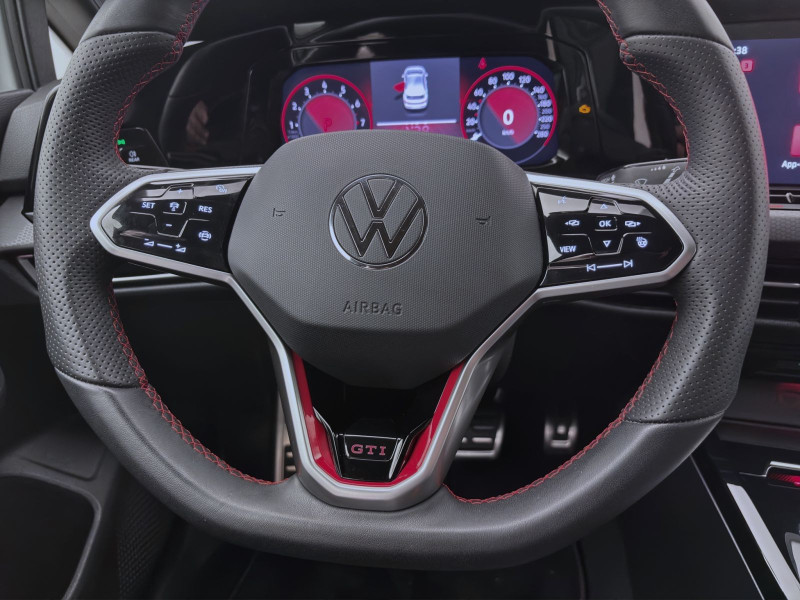 Bild 12: Volkswagen Golf GTI PDC SITZHZG KLIMA LED DAB+
