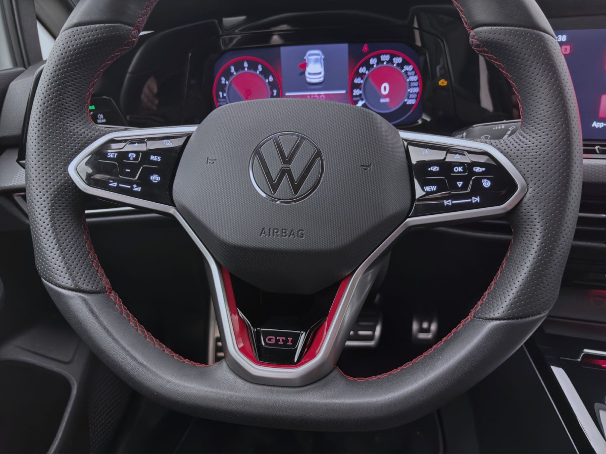 Thumb 12: Volkswagen Golf GTI PDC SITZHZG KLIMA LED DAB+