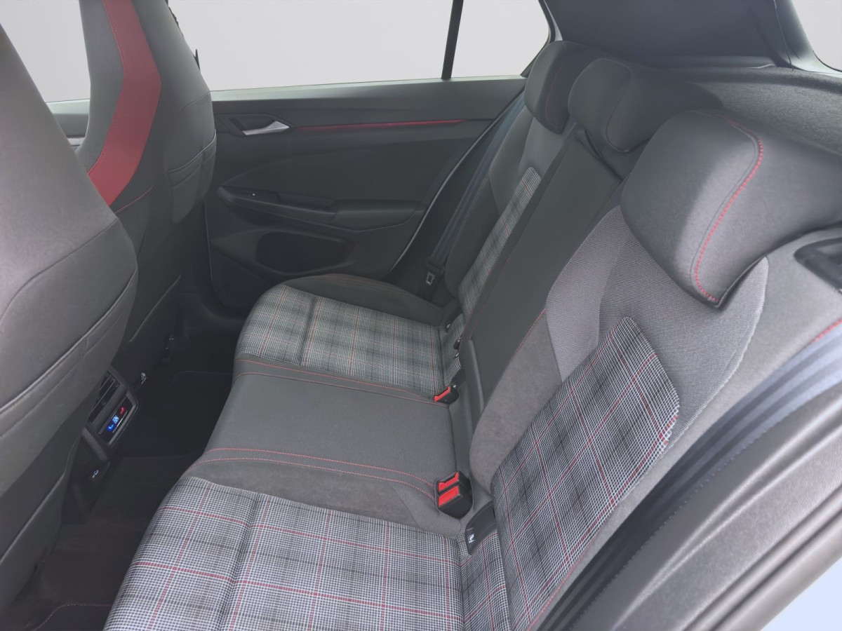 Thumb 15: Volkswagen Golf GTI PDC SITZHZG KLIMA LED DAB+