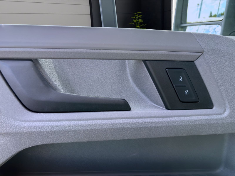 Bild 9: Volkswagen Crafter 35 Kasten 2.0 TDI KASTEN LANG AHK NAVI KAMERA PDC