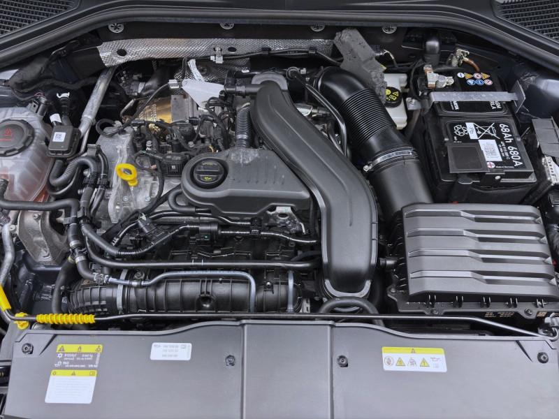 Bild 17: Volkswagen T-Roc Cabriolet 1.5 TSI DSG R-LINE AHK NAVI PDC