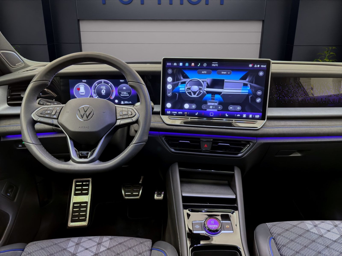 Thumb 13: Volkswagen Tayron 2.0 TDI DSG 4M R-LINE PANO AHK IQ.LIGHT DCC