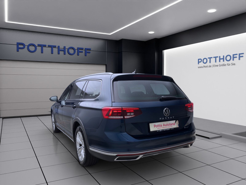 Bild 2: Volkswagen Passat Variant 2.0 TDI DSG 4M ALLTRACK KAMERA NAVI SHZG AHK