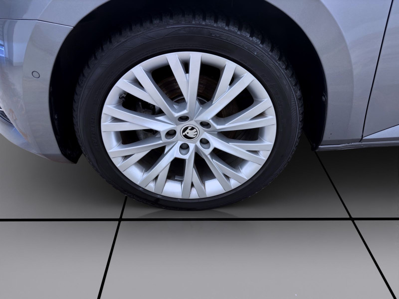 Bild 8: Škoda Superb Combi 1.5 TSI DSG STYLE NAVI AHK KLIMA LED