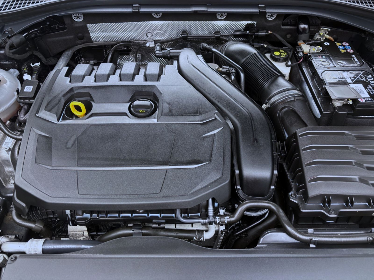 Thumb 18: Škoda Superb Combi 1.5 TSI DSG STYLE NAVI AHK KLIMA LED