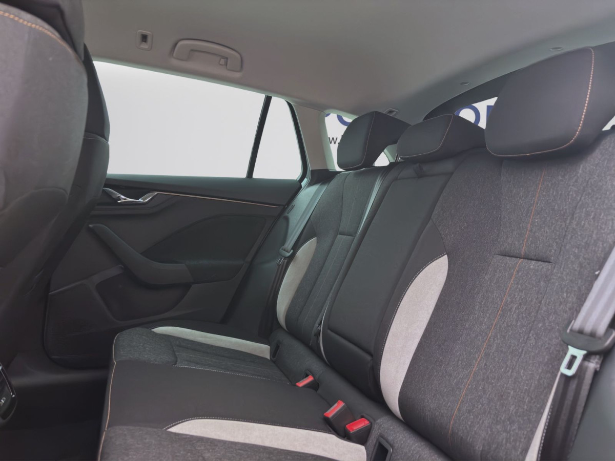 Thumb 15: Škoda Scala 1.5 TSI DSG DRIVE AHK NAVI KAMERA SITZHZG