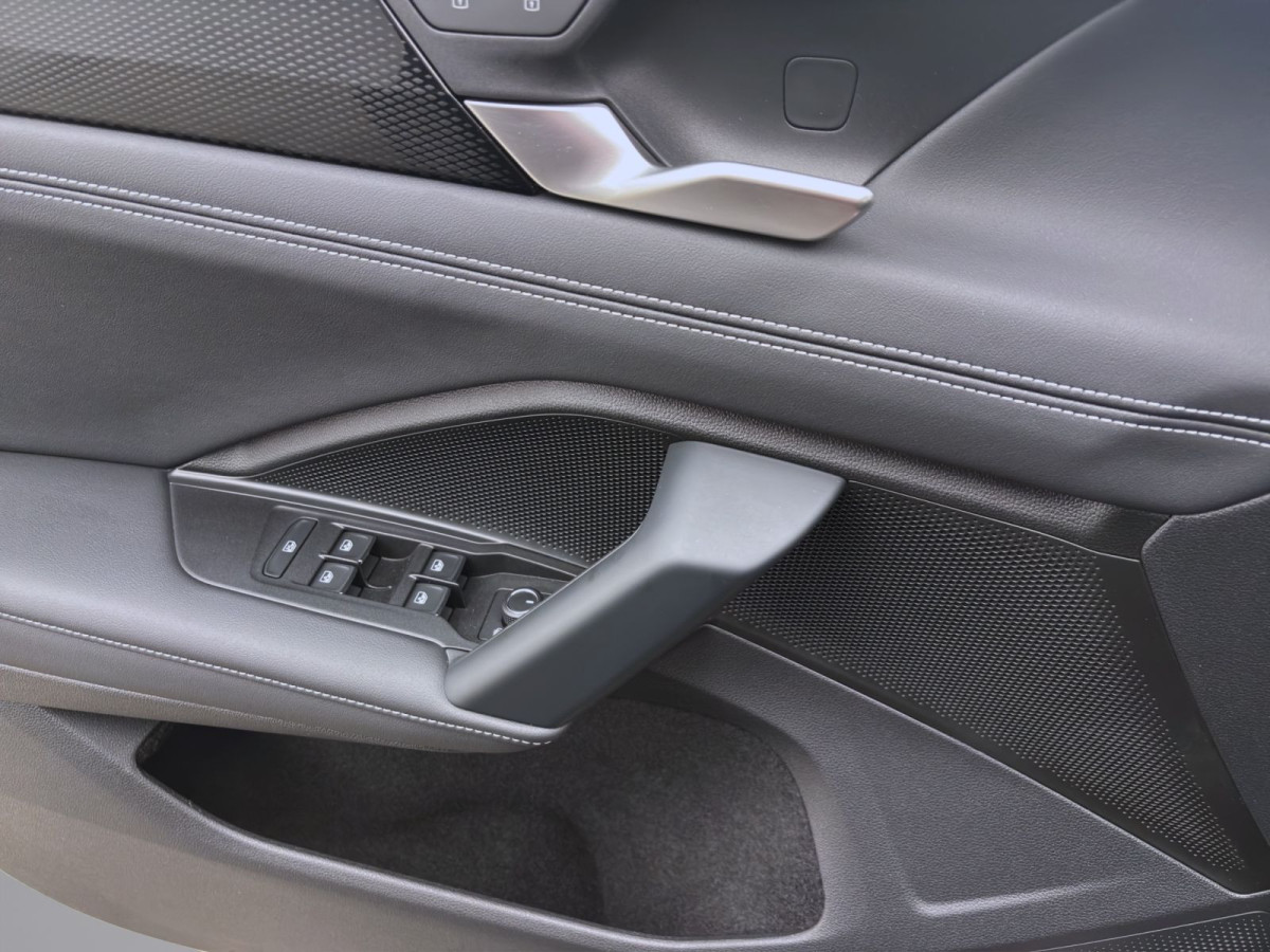 Thumb 10: Volkswagen Tiguan 2.0 TDI DSG GOAL NAVI AHK KAMERA KLIMA