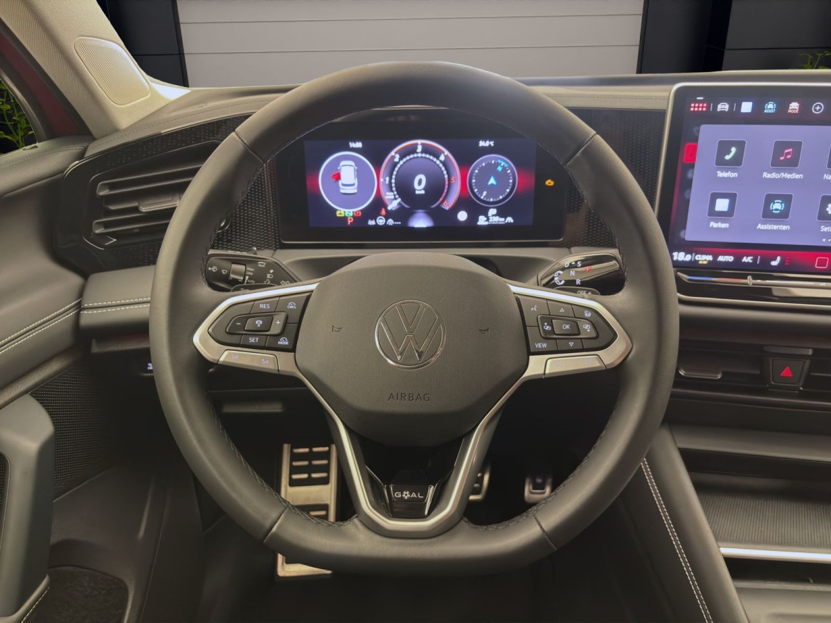 Thumb 11: Volkswagen Tiguan 2.0 TDI DSG GOAL NAVI AHK KAMERA KLIMA