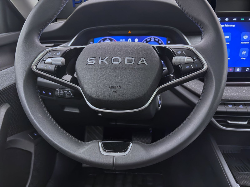 Bild 12: Škoda Octavia Combi 2.0 TDI DSG TOUR PANO NAVI HuD SITZHZG