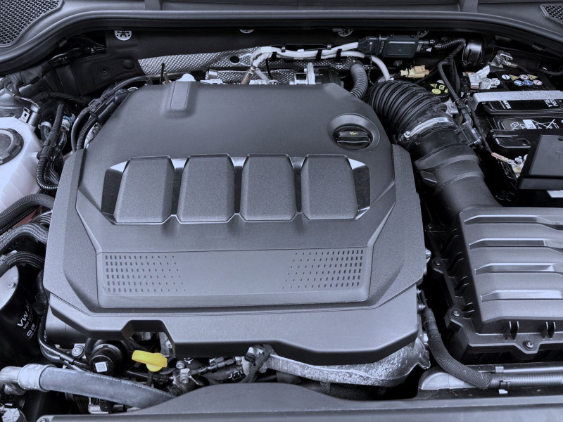 Bild 18: Škoda Octavia Combi 2.0 TDI DSG TOUR PANO NAVI HuD SITZHZG