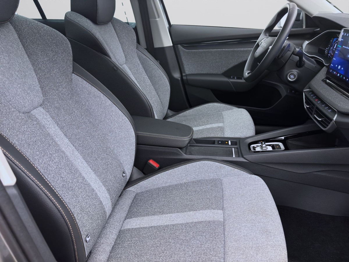 Thumb 16: Škoda Octavia Combi 2.0 TDI DSG TOUR PANO NAVI HuD SITZHZG