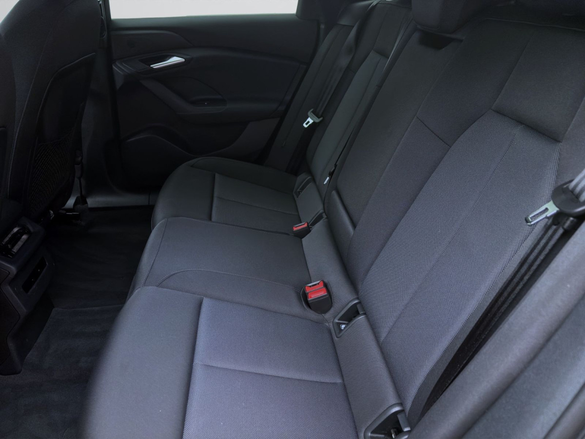Thumb 15: Audi A6 Avant e-tron ADVANCED MATRIX eKLAPPE AHK LM20