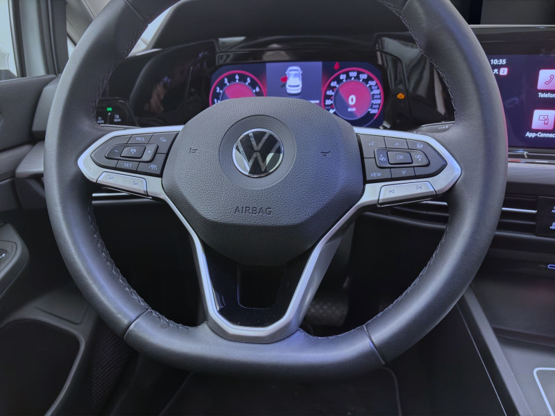 Bild 12: Volkswagen Golf 2.0 TSI DSG STYLE STDHZG PANO AHK NAVI