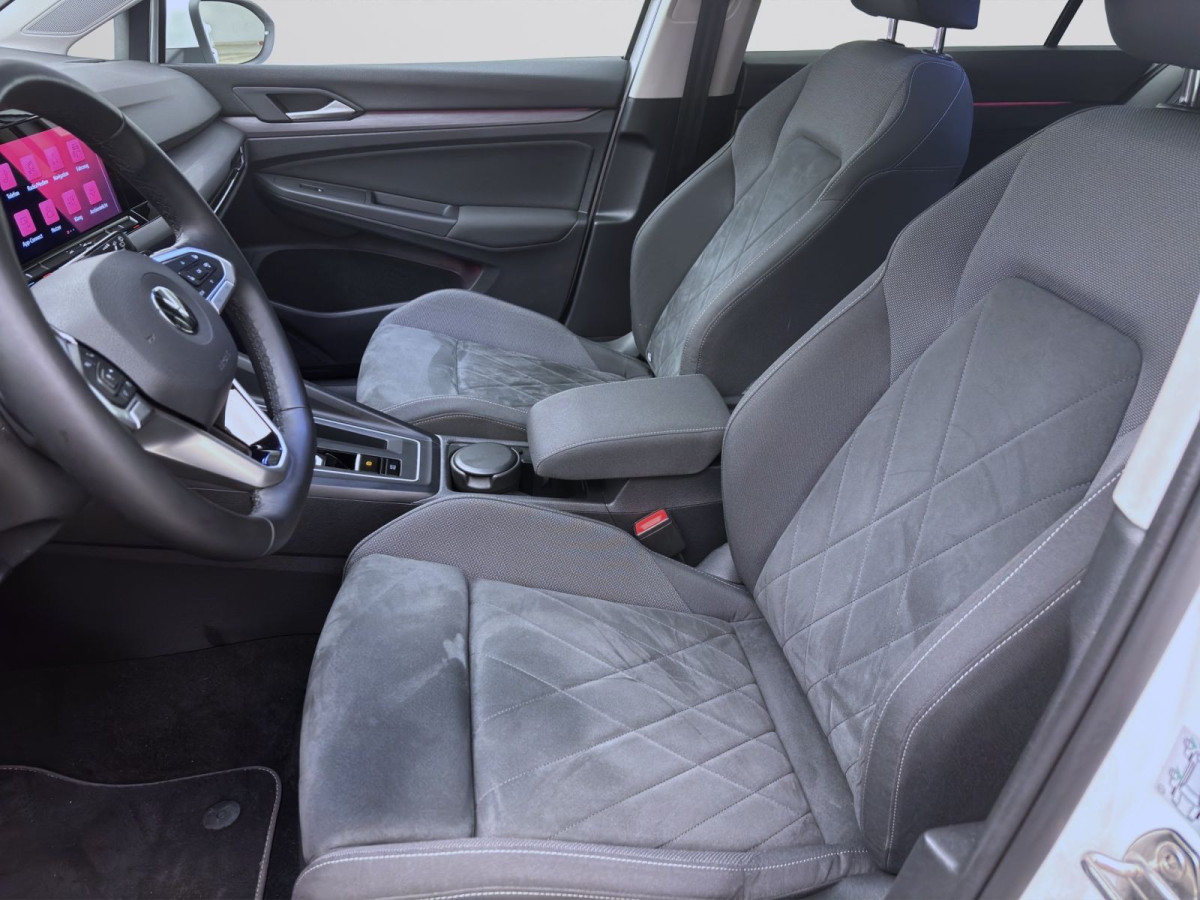 Thumb 9: Volkswagen Golf 2.0 TSI DSG STYLE STDHZG PANO AHK NAVI