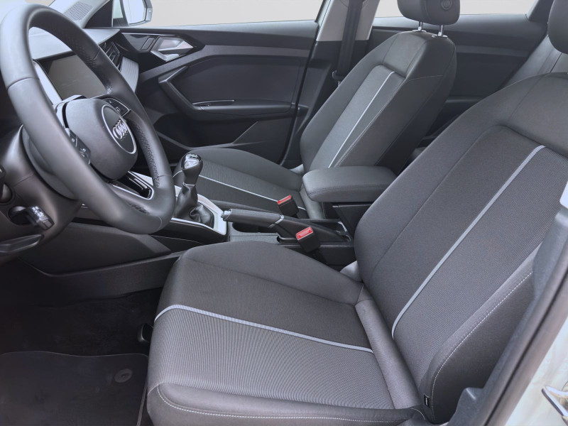 Bild 9: Audi A1 Sportback 30 TFSI ADVANCED SITZHZG PDC GRA LM16