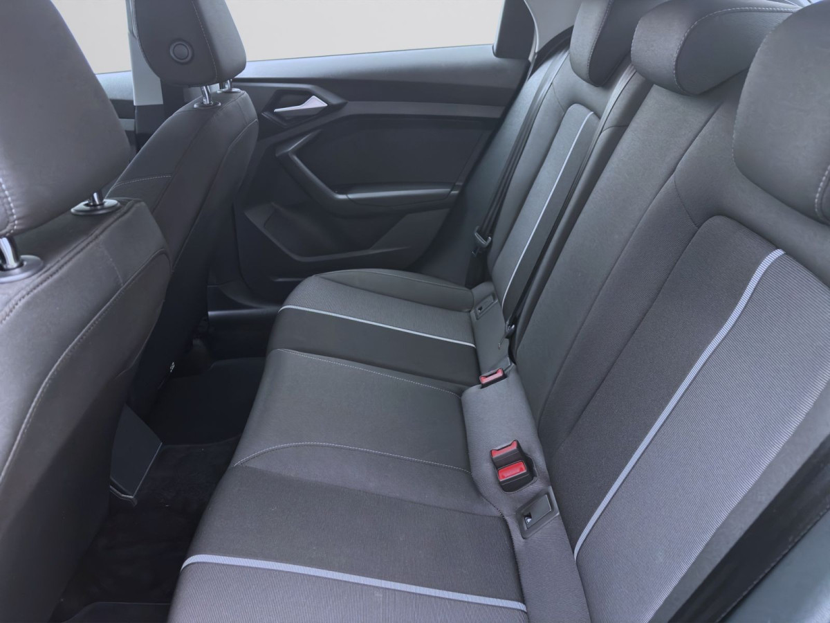 Thumb 15: Audi A1 Sportback 30 TFSI ADVANCED SITZHZG PDC GRA LM16
