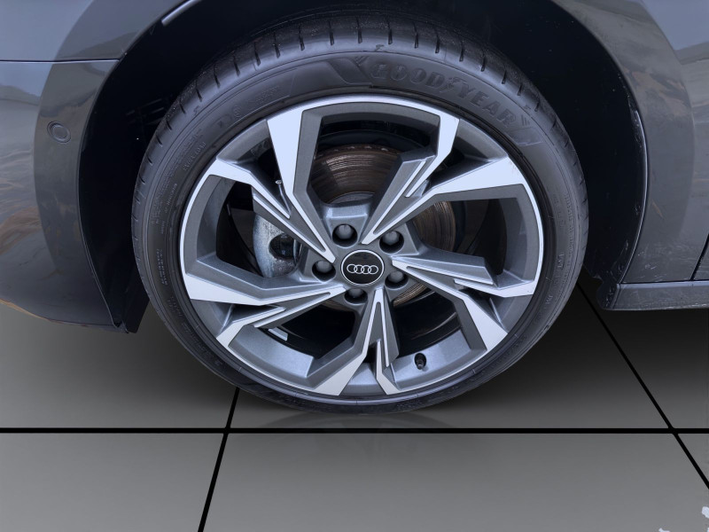 Bild 8: Audi A3 Limousine TFSI ADVANCED AHK NAVI KAMERA SITZHZG