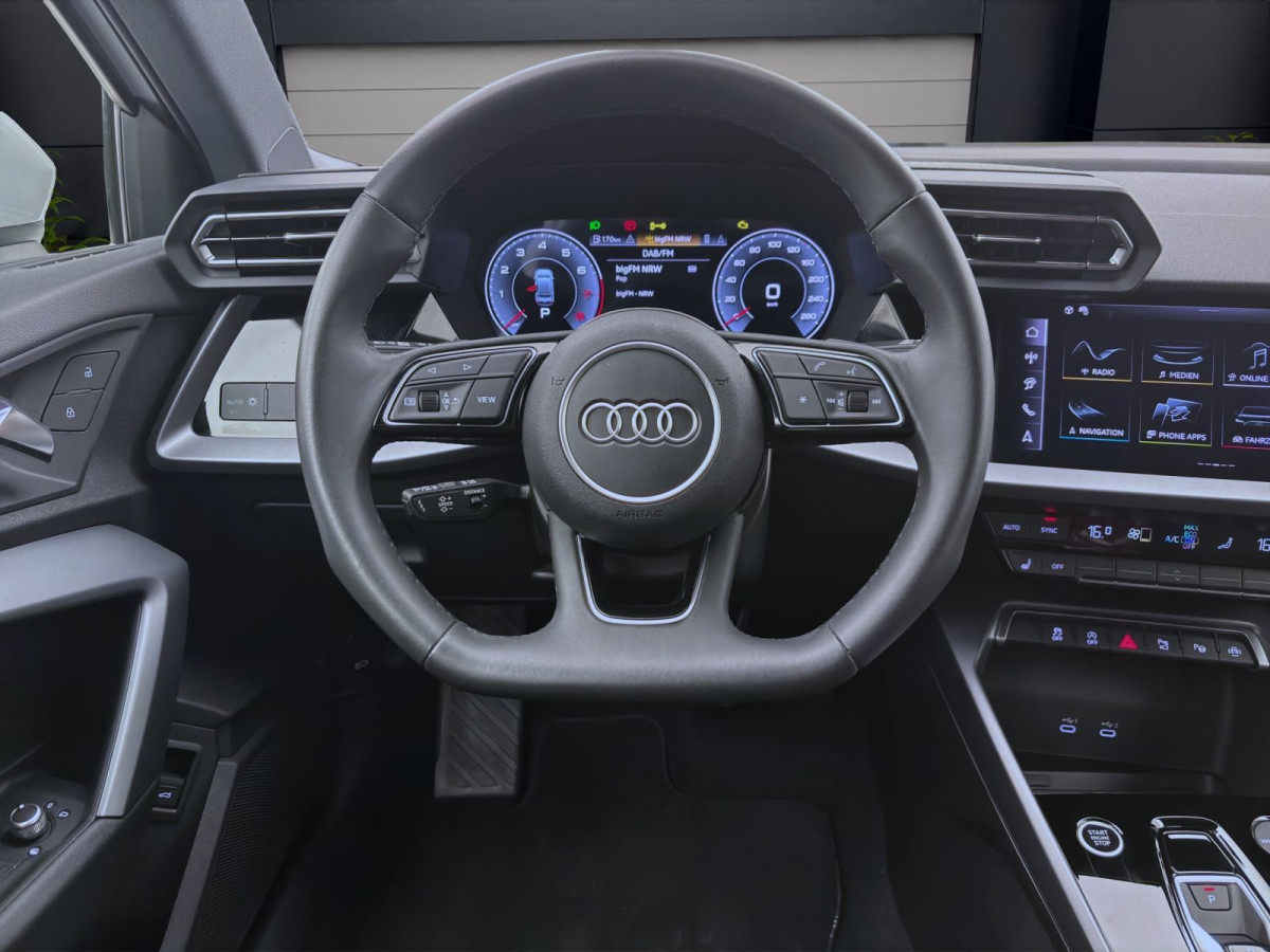 Thumb 11: Audi A3 Limousine 30 TFSI S LINE NAVI KAMERA LED SITZHZG