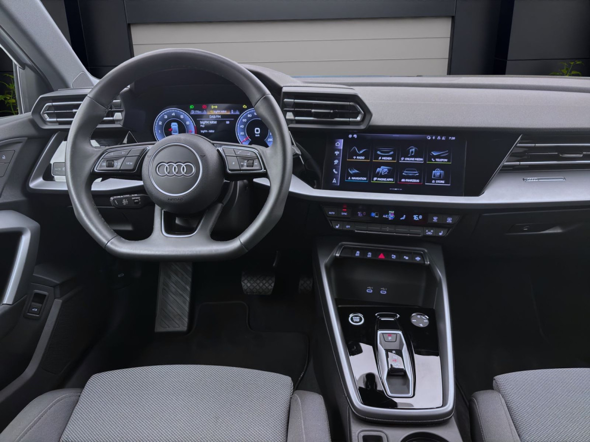 Thumb 13: Audi A3 Limousine 30 TFSI S LINE NAVI KAMERA LED SITZHZG