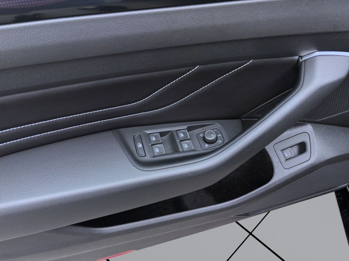 Thumb 10: Volkswagen Arteon Shooting Brake 2.0 TSI DSG R-LINE AHK NAVI KAMERA