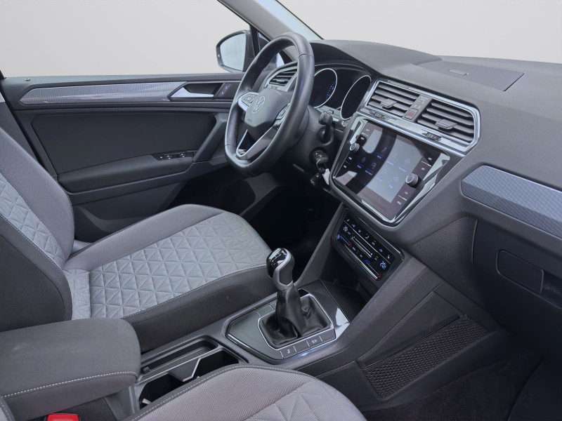 Bild 17: Volkswagen Tiguan 1.5 TSI LIFE NAVI LED ACC SITZHZG