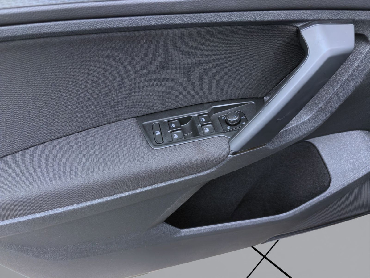 Thumb 10: Volkswagen Tiguan 1.5 TSI LIFE NAVI LED ACC SITZHZG