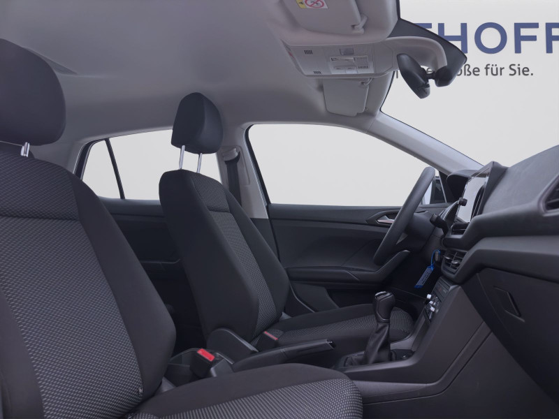 Bild 16: Volkswagen T-Cross 1.0 TSI SITZHZG PDC LED KLIMA