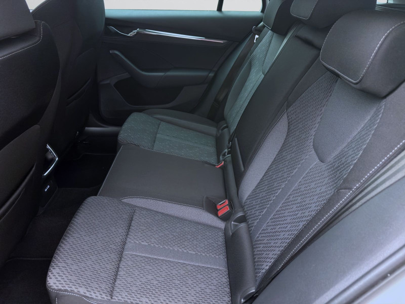 Bild 15: Škoda Octavia Combi 2.0 TDI DSG STYLE AHK NAVI HuD SITZHZG