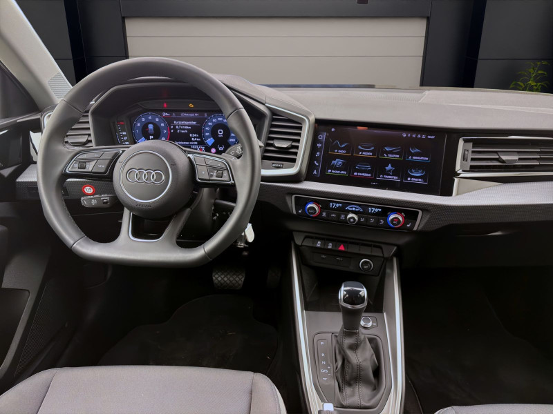 Bild 13: Audi A1 Sportback 30 TFSI ADVANCED SITZHZG PDC KLIMA VIRTUAL